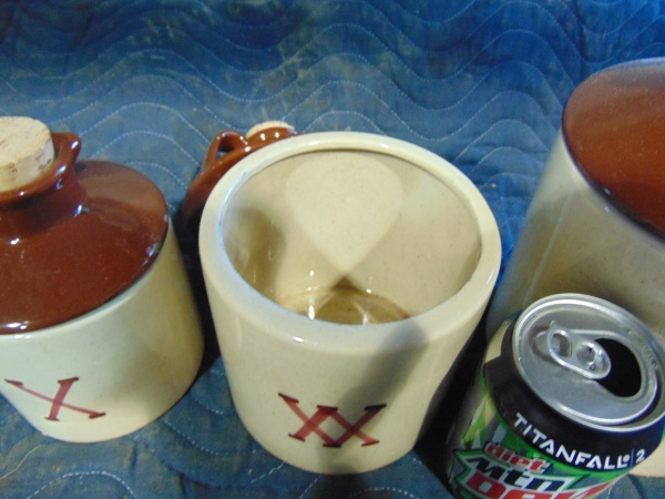 lot 11 image: (3) Jugs with Lids
