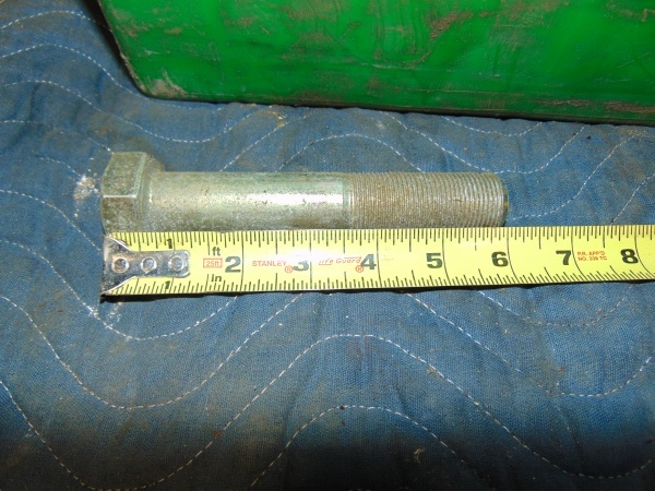 lot 110 image: (18) Large Bolts