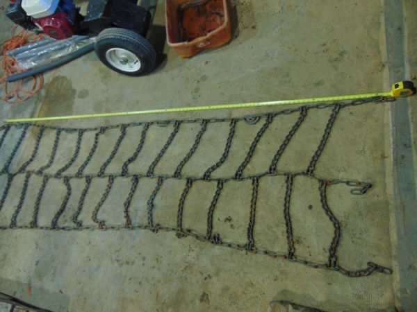 lot 114 image: Pair of  Truck Tire Chains