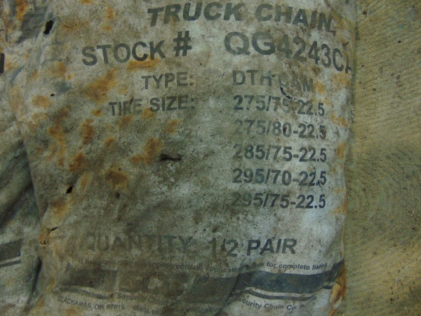 lot 115 image: Pair of  Truck Tire Chains