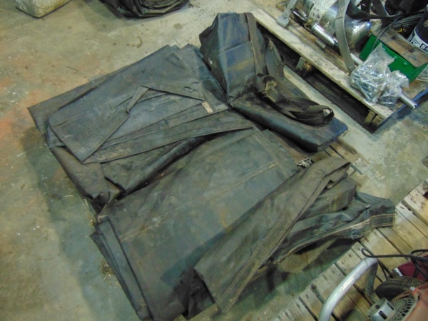 lot 125 image: Misc Lot of Heavy Duty Tarps