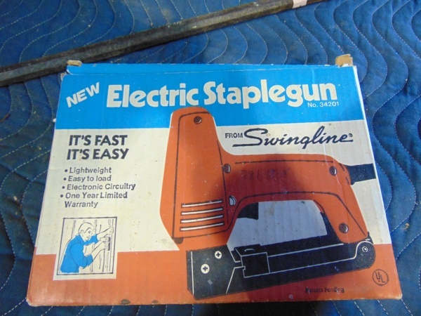 lot 165 image: Electric Staple Gun and Crow Bar