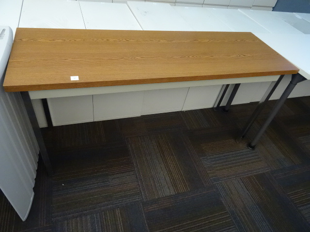 lot 50 image: Metal framed table