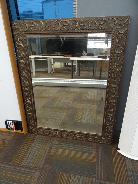 lot 69 image: Mirror