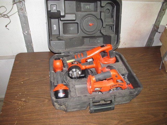 Black & Decker Power Tool Set wCase