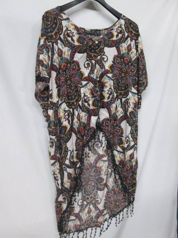 lot 148 image: Lola P Flutter-Sleeve Hi-Lo Top