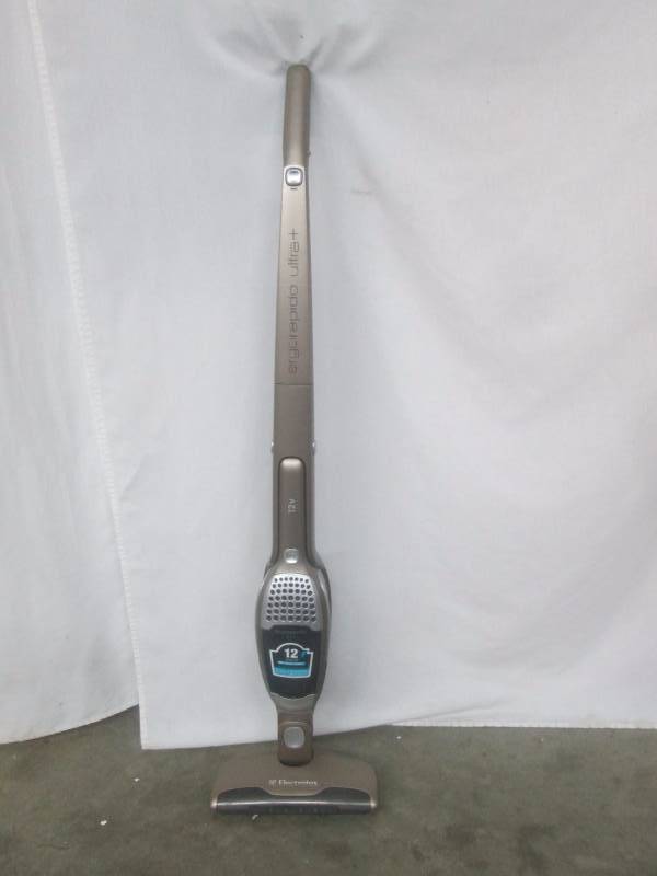 lot 31 image: Electrolux Ergorapido Ultra Vacuum