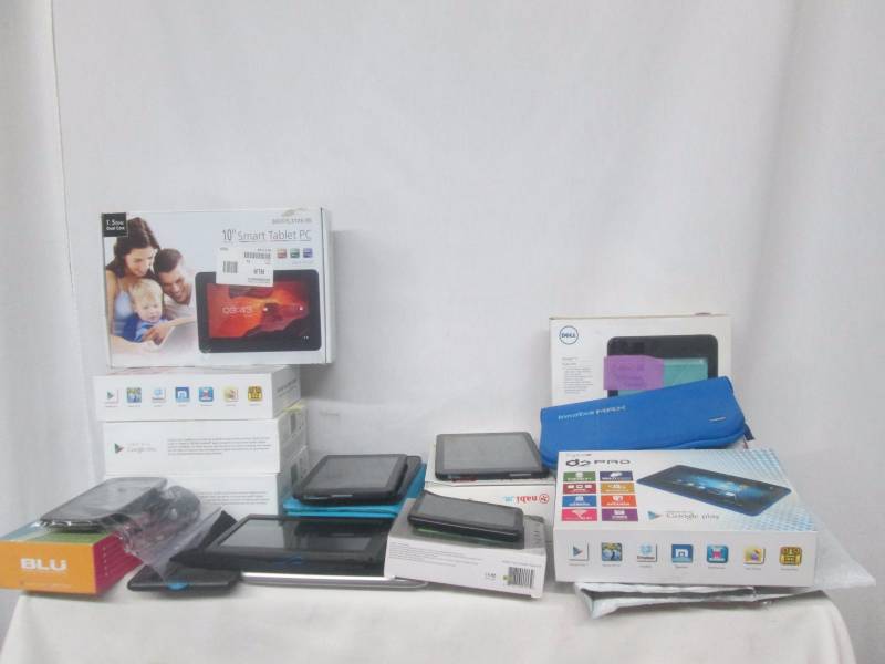 lot 50 image: Variety of ElectronicsTablets and Chargers - Use for Parts