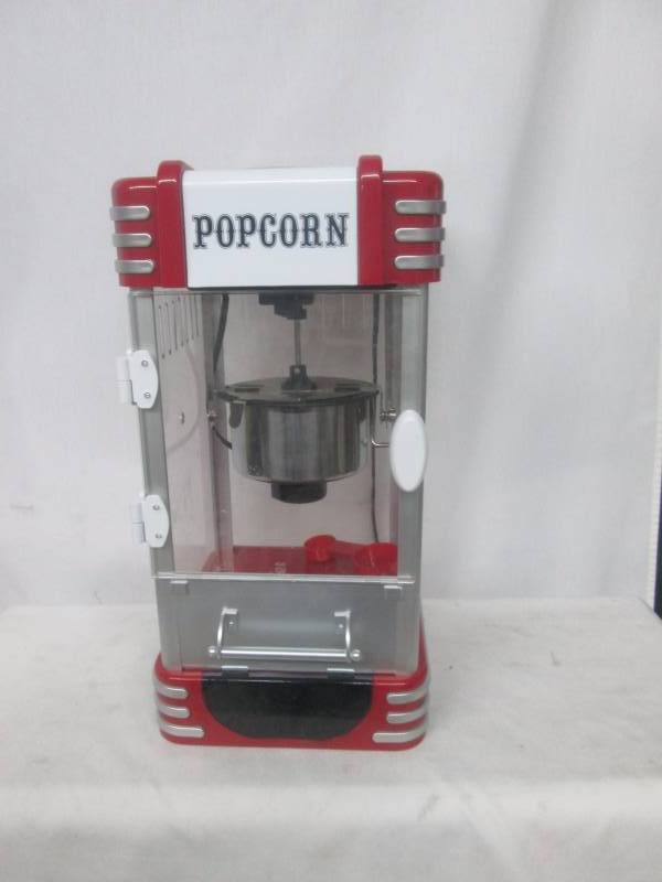 lot 41 image: Popcorn Machine