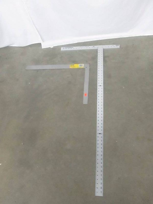lot 118 image: Johnson Drywall T Square and Stanley Carpenter Square