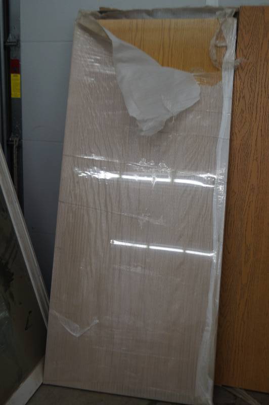 lot 93 image: Interior Door Slabs