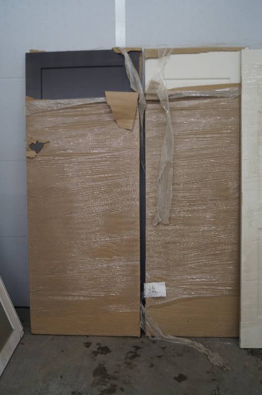 lot 94 image: Interior Door Slabs