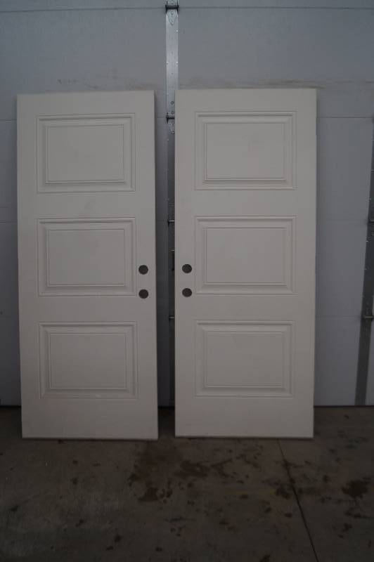 lot 16 image: Exterior Door Slabs