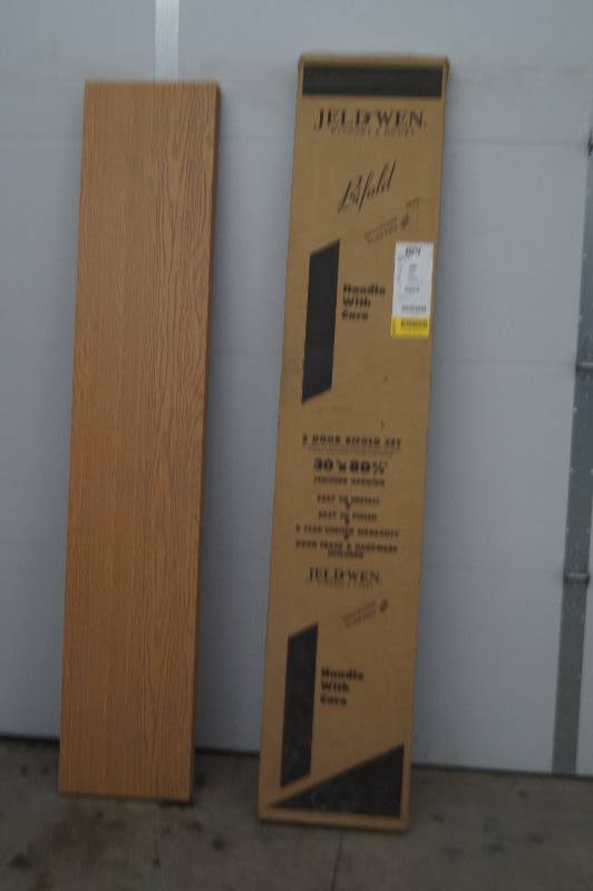 lot 28 image: Bi-Fold Doors