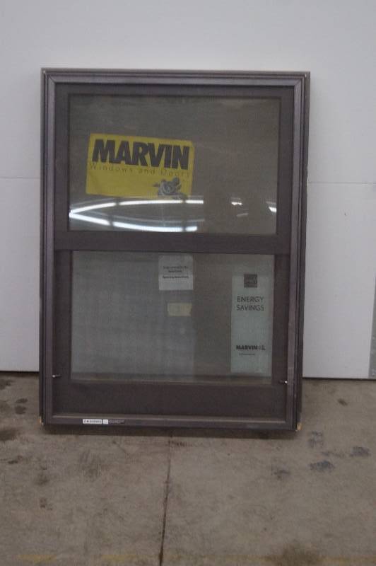 lot 29 image: Marvin Window