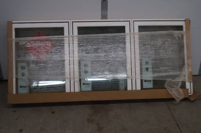 lot 31 image: Integrity Window