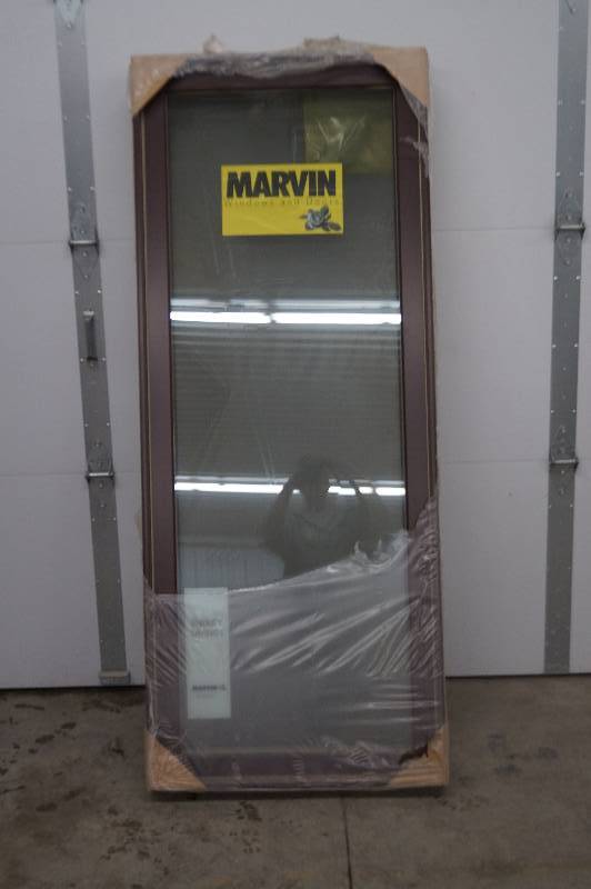 lot 32 image: Marvin Window