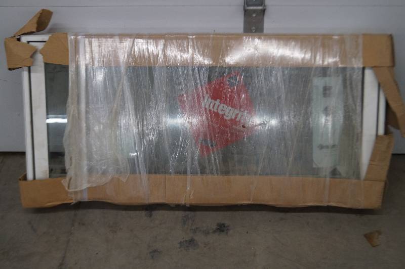 lot 37 image: Integrity Window