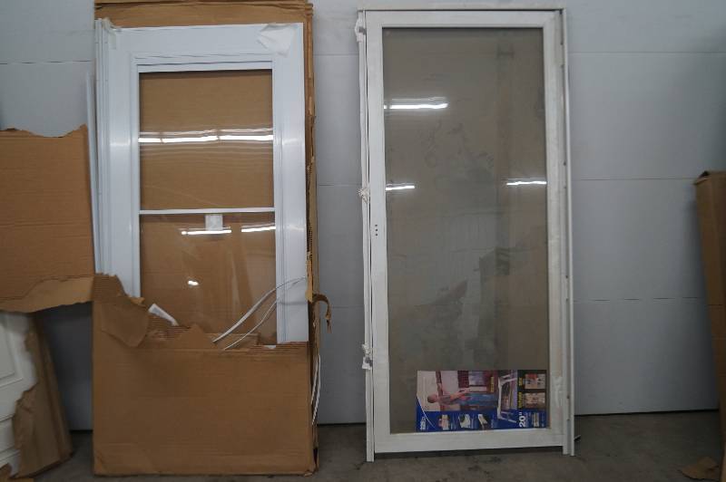lot 70 image: Storm Doors