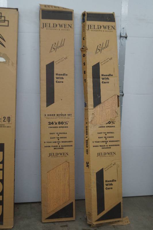 lot 71 image: Bi-Fold Doors