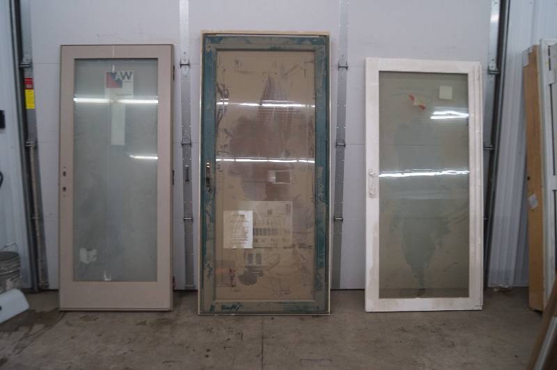 lot 76 image: Storm Door, Exterior Door and Patio Slider