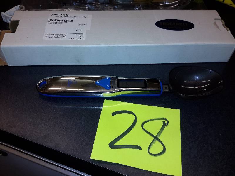 lot 28 image: Traceable Balance Spatula