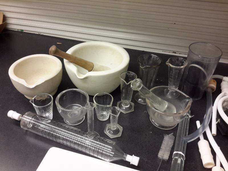 lot 24 image: Misc. Chemistry glassware as pictured