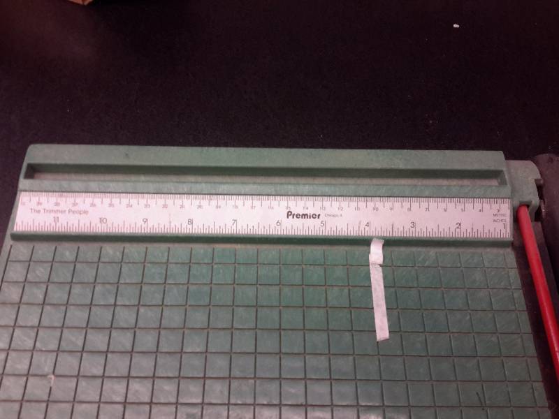 lot 29 image: 2, 12 in paper cutters