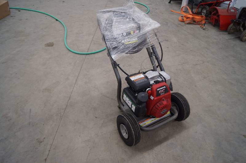 lot 7 image: Karcher Pressure Washer