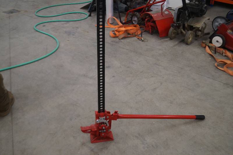 Handyman Jack Moorhead Liquidation Shelf Pulls/Store Returns December