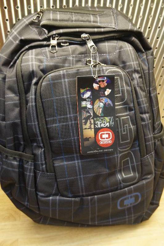 lot 28 image: Backpack