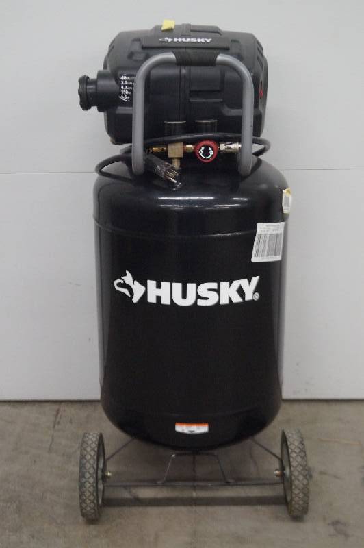 lot 44 image: Air Compressor