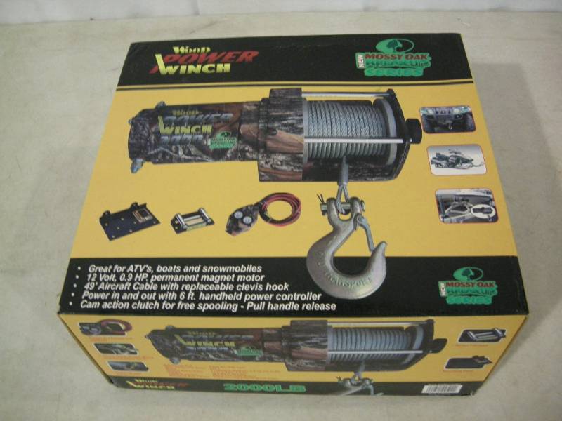 lot 30 image: Wood Power Winch 2000lb