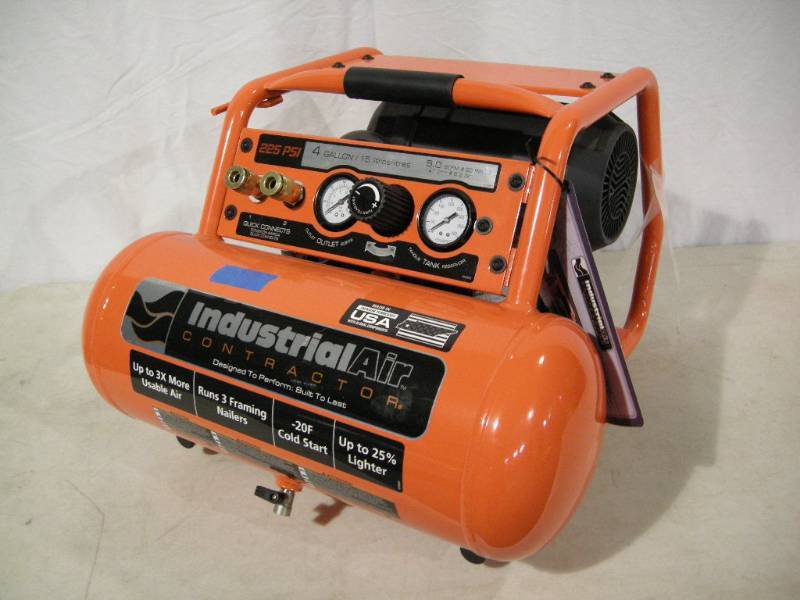 lot 35 image: Industrial Air Contractor Air Compressor