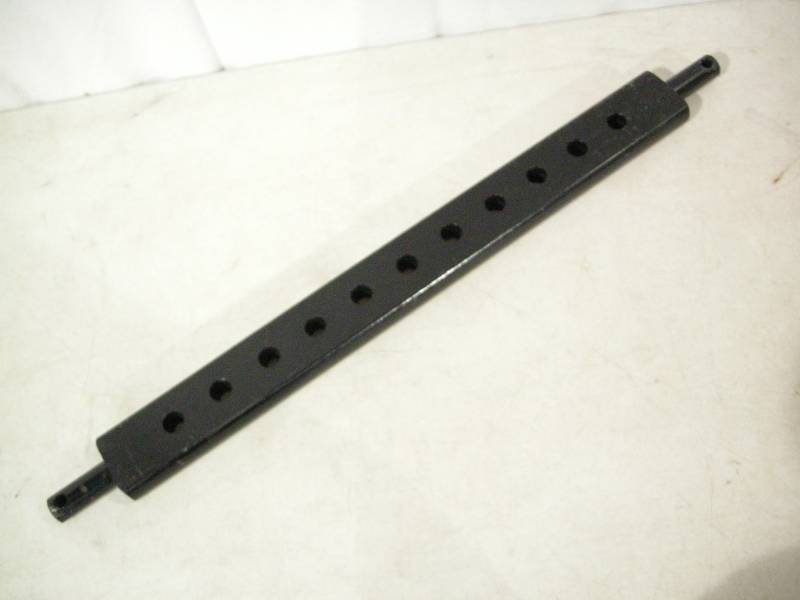 lot 47 image: Draw Bar Cat 2 Large