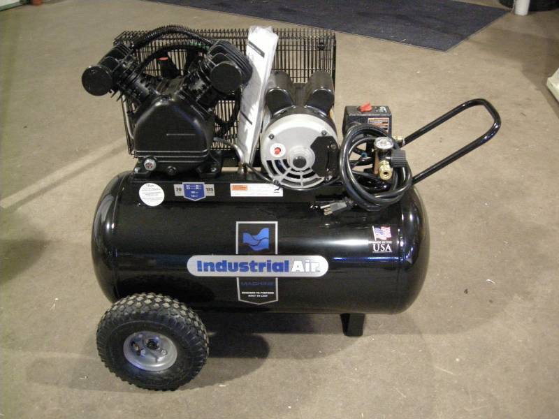 lot 72 image: Industrial Air Brand Air Compressor