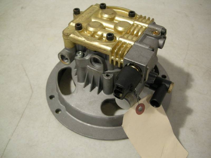 lot 77 image: Pressure Wash Pump