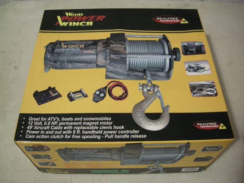 lot 92 image: Wood Power Winch 2000lb Realtree