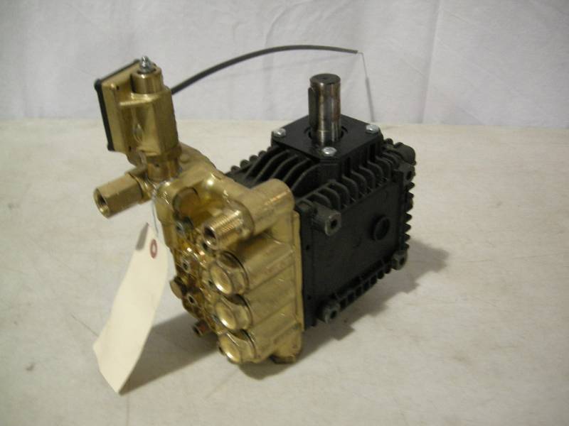 lot 99 image: Pressure Washer Pump 4000psi