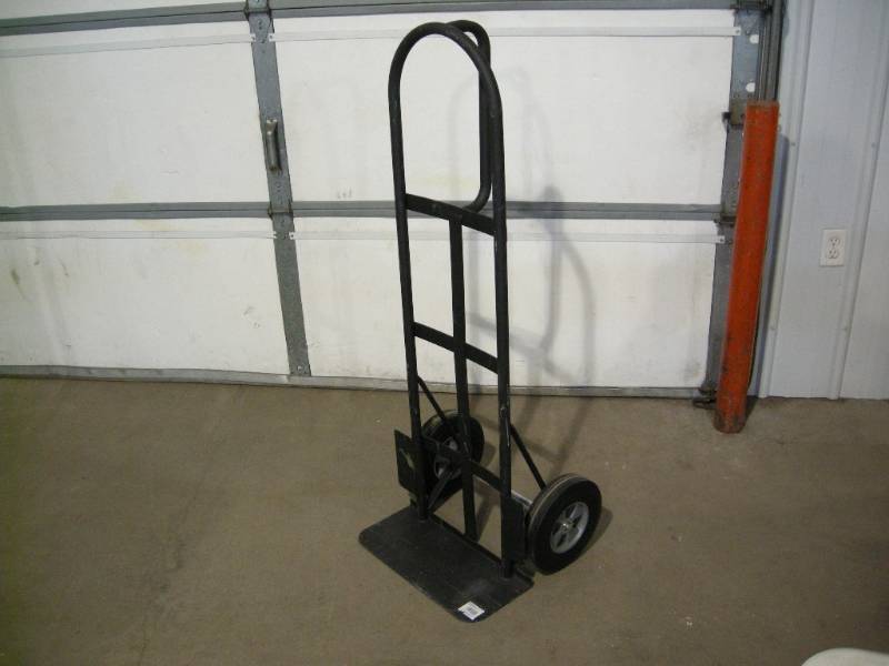 lot 115 image: 2 Wheel Dolly
