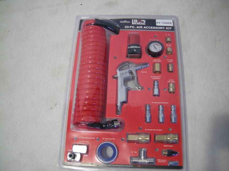 lot 132 image: Iron Horse 20 pc Air Accessory Kit