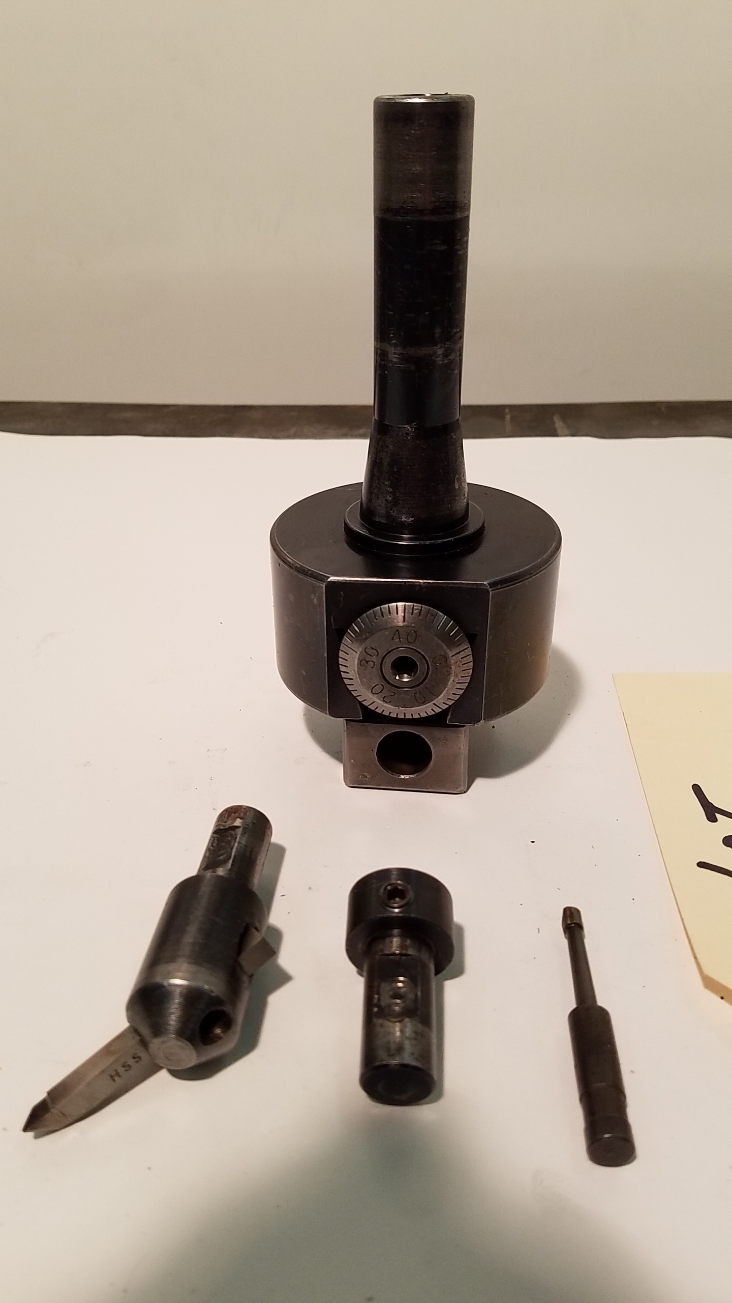 lot 22 image: Bridgeport Boring Head with R-8 Shank