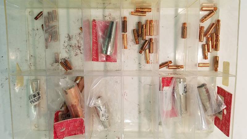 lot 51 image: Mig Gun Parts