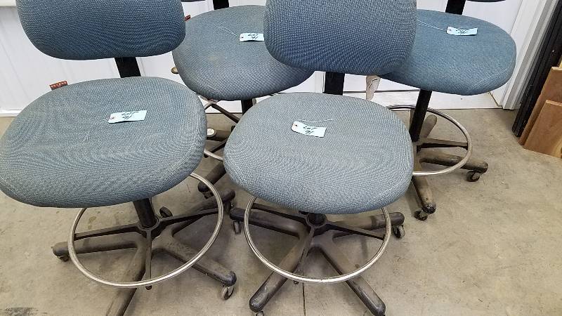 lot 91 image: Chairs