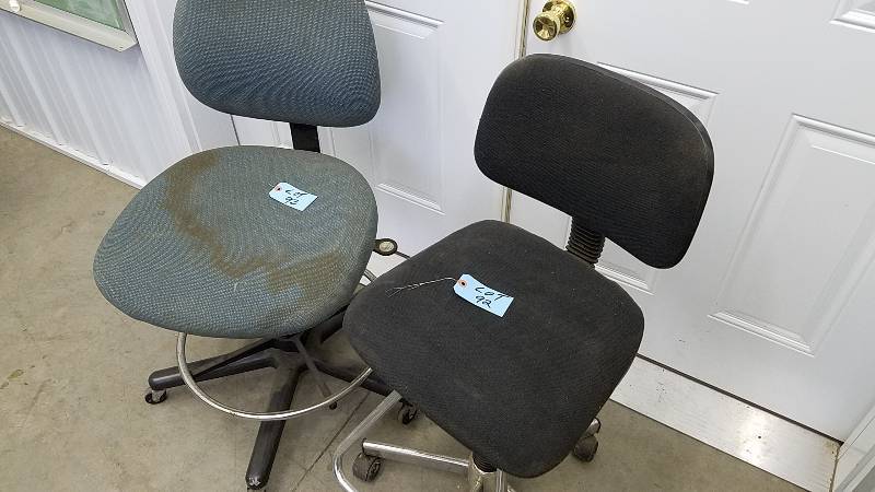 lot 92 image: Chairs