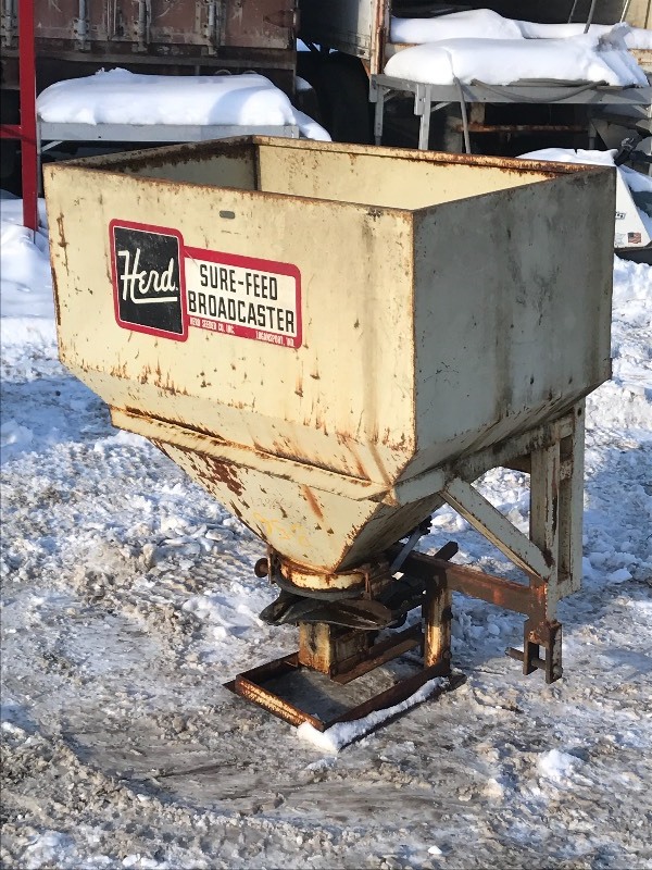 lot 4 image: Hurd Sure-Feed 3-Point Broadcast Spreader