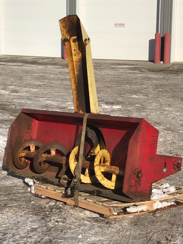 lot 13 image: Farm King 3-Point Snowblower