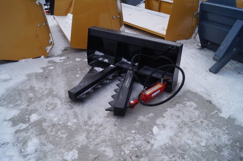 Skid Steer TreePost Puller