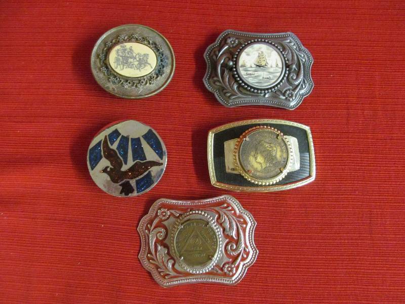 buckles