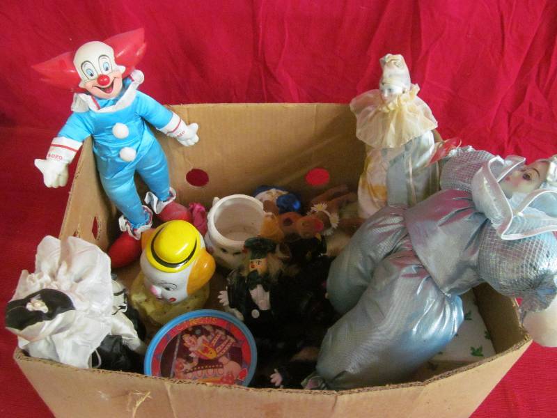 clowns